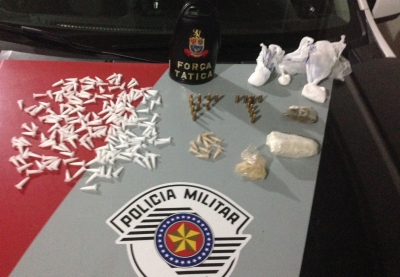 Força Tática prende traficante na zona sul