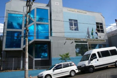 União não pode inscrever nome em cadastro negativo quando o débito estiver em análise