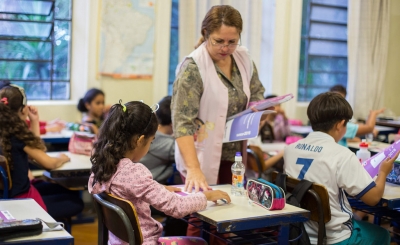 Escolas recebem matrículas antes da volta às aulas