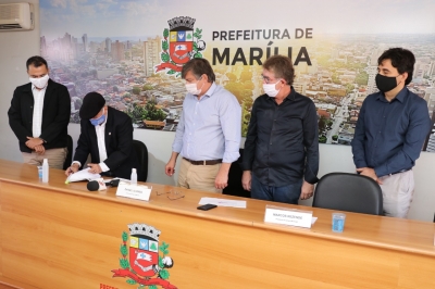 Prefeitura em parceria com a Univem implanta o Programa Educação em Casa