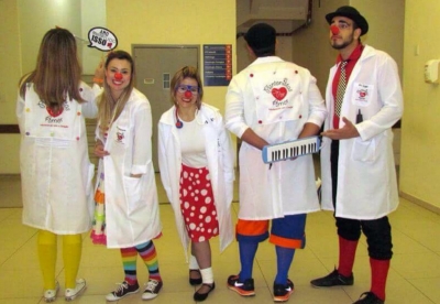 Grupo "Plantonistas por Amor" entrega doações à Mansão Ismael