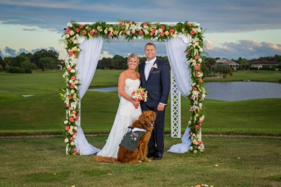 Casal convida seu cão para ser padrinho 
