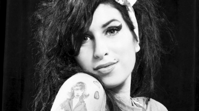 Amy Winehouse: vídeo inédito promove outro documentário sobre cantora
