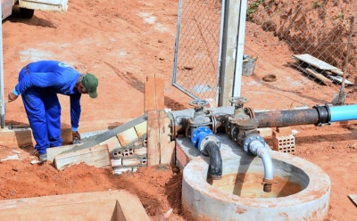 SAAE de Pompeia instala de estação elevatória de esgoto no Distrito Industrial IV