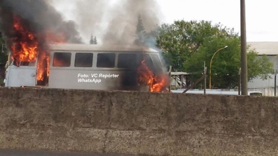 Pane elétrica: mais uma Kombi pega fogo 