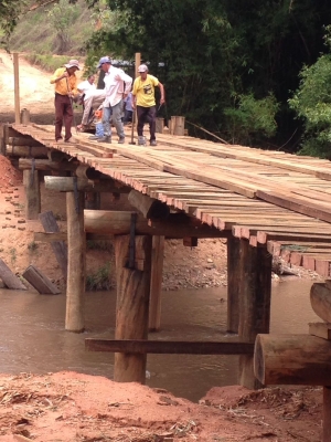 Após oito anos, Prefeitura reforma ponte