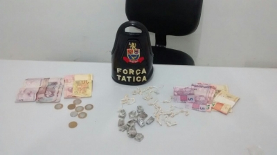 Força Tática apreende menores com drogas