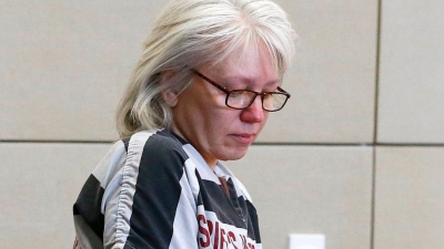 Mulher é declarada inocente após 23 anos no corredor da morte