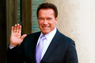 Arnold Schwarzenegger faz cirurgia cardíaca de urgência 