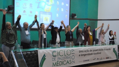 UNIVEM: Ciclo de Palestras Médicas aborda o uso do celular no trânsito