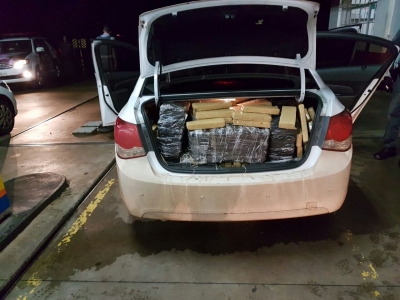Polícia apreende meia tonelada de maconha