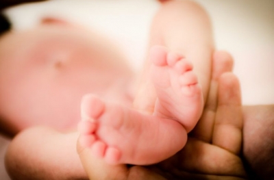 Bebê de 1 ano morre após dar entrada em pronto-socorro com sinais de violência física e sexual 