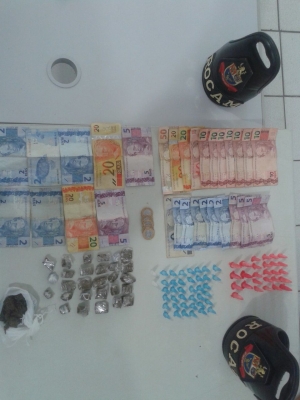 Dupla é presa por tráfico na zona sul