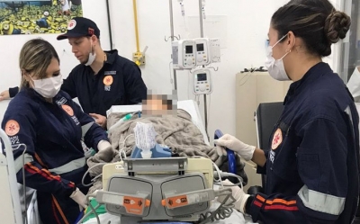 Bebê intoxicado após comer haxixe deixa UTI. Madrasta foi presa