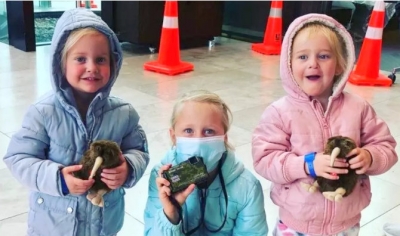 Médica é presa após matar as três filhas a facadas