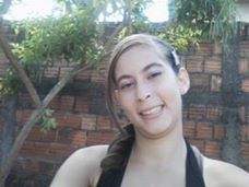 Família procura adolescente            desaparecida há três dias