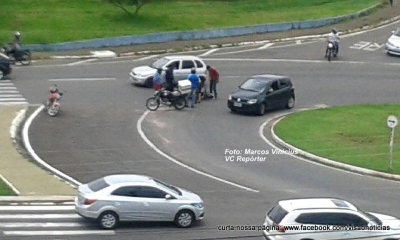 Motos batem na Sanches Cibantos