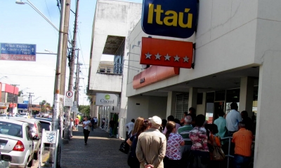 Expediente bancário tem alterações neste final de ano