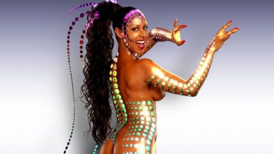 Ex Globeleza Valeria Valenssa assina com Record e será repórter 