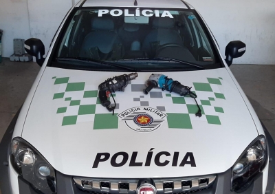 Homem é preso acusado de furto no interior de veículo na zona leste