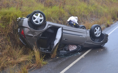 Professores sofrem acidente ao seguir para o trabalho