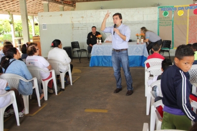 Crianças ficam por uma semana em Santos sem qualquer custo