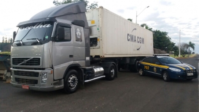 Motorista é detido com CNH falsa