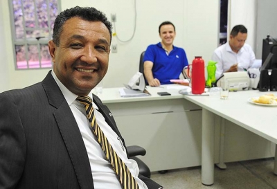 Divórcio: advogado compra vaca e porco para facilitar partilha 