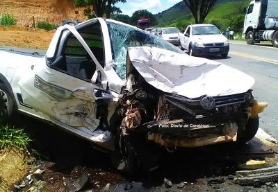 Grave acidente envolve veiculo de grupo da região