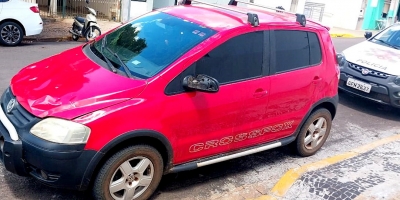 Motorista é espancado e tem carro roubado em boate na SP-294