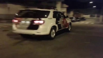 Criminosos trocam tiros com a PM em Marília e um deles acaba baleado