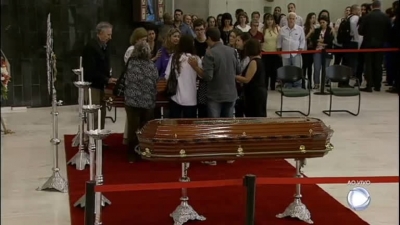 Corpo do jornalista Marcelo Rezende é velado na Assembleia Legislativa