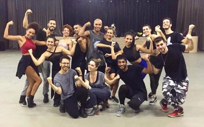 Bailarino da região integra turnê da dupla Sandy & Júnior