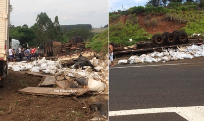 Caminhão tomba em trevo próximo a Bressane