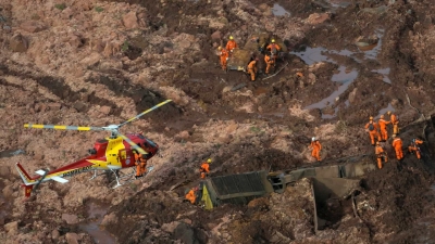 Bombeiros encontram corpo intacto de vítima de Brumadinho