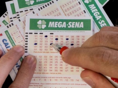 MEGA-SENA: Ninguém acerta e prêmio acumula em R$ 33 mi