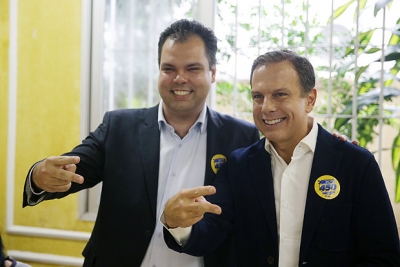 Doria deixa Prefeitura de SP após 15 meses; vice Bruno Covas assume