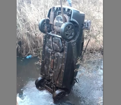 Carro desaparecido em 2014 é encontrado em rio e com ossada humana
