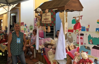 QUINTAL DA VILA: música e gastronomia foram a cereja do bazar de artesanato