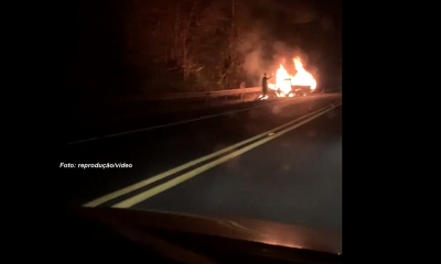 Quatro pessoas morrem carbonizadas em acidente na região