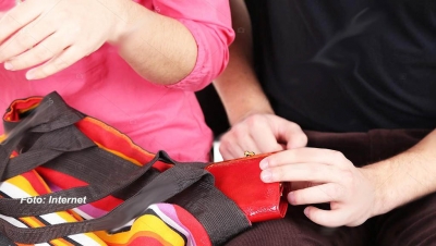 Aposentada perde todo dinheiro em golpe e fica desesperada