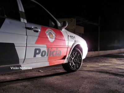 Rapaz é preso pela PM por tentar roubar celular