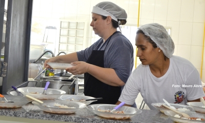 Prefeitura economiza R$ 2 milhões com novo sistema de entrega de merenda