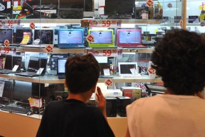 Vendas do comércio varejista caem 0,5%