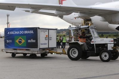 Segundo lote da Coronavac, capaz de gerar 8,7 milhões de doses, chega em SP