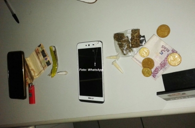 Homem é preso ao tentar fumar maconha com filha de 3 anos no colo