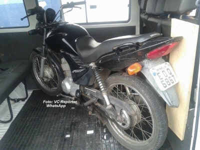 PM recupera moto furtada por adolescentes