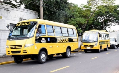 Prefeitura de Pompeia garante transporte escolar para alunos da zona rural