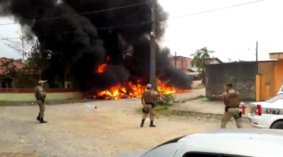 Vídeo mostra momento da queda de helicóptero que matou três em Joinville