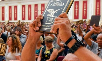 Justiça derruba liminar que proibia cultos e atos religiosos